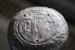 Głowica średniowiecznego miecza (http://www.vikingsword.com/vb/showthread.php?t=18165)